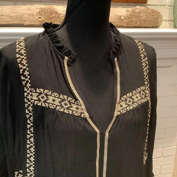 #340 See You Soon Black Dress with Tan Embroidered Sleeves and Front Size Medium - Picture 5 of 9